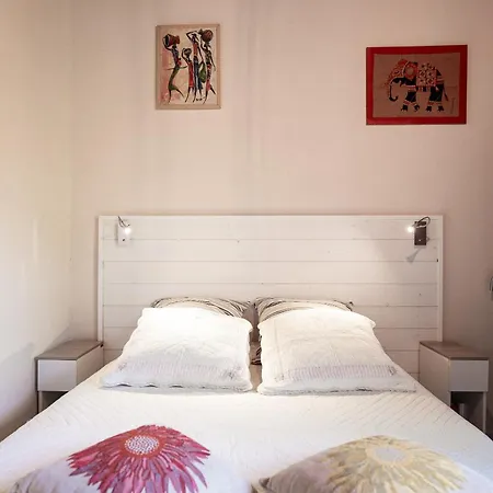 Plage, à 450 M De L'océan *